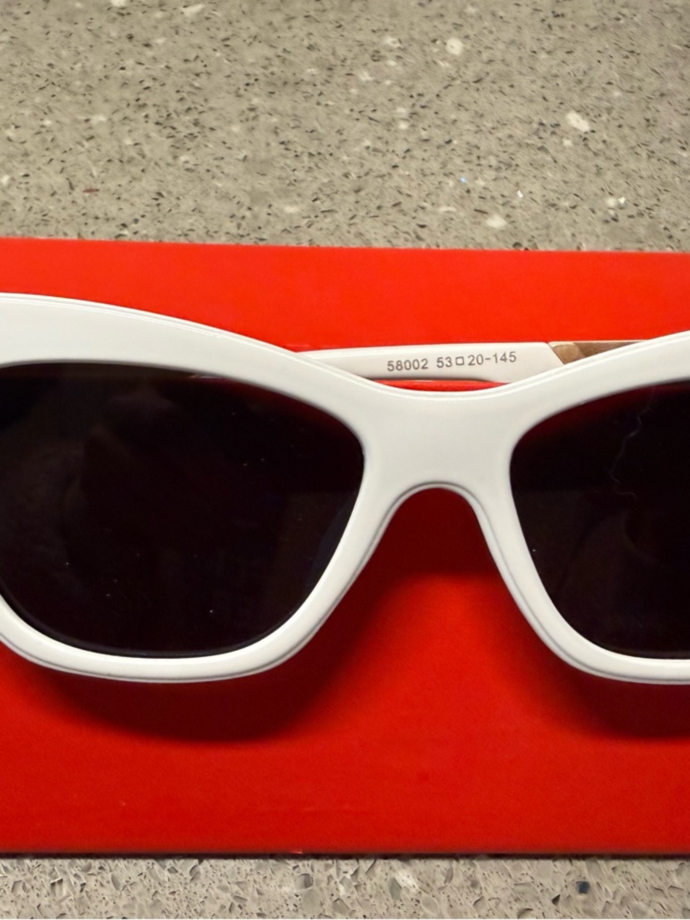 Fendi White Cat-Eye Sunglasses with Black Lenses - Picture 3 of 6